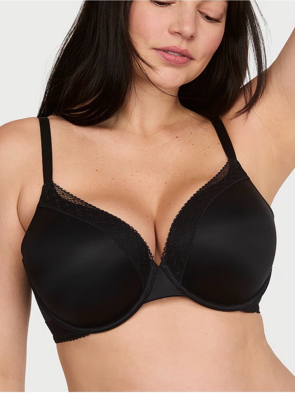 BODY BY VICTORIA
Perfect Shape Lace-Trim Push-Up Bra